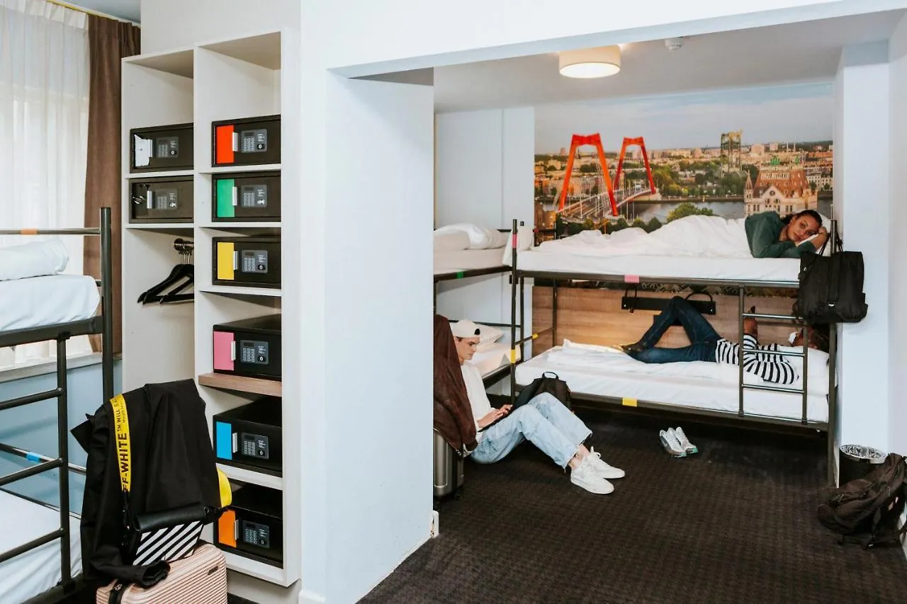Rotterdam Teleport Hotel 3*,  Holland