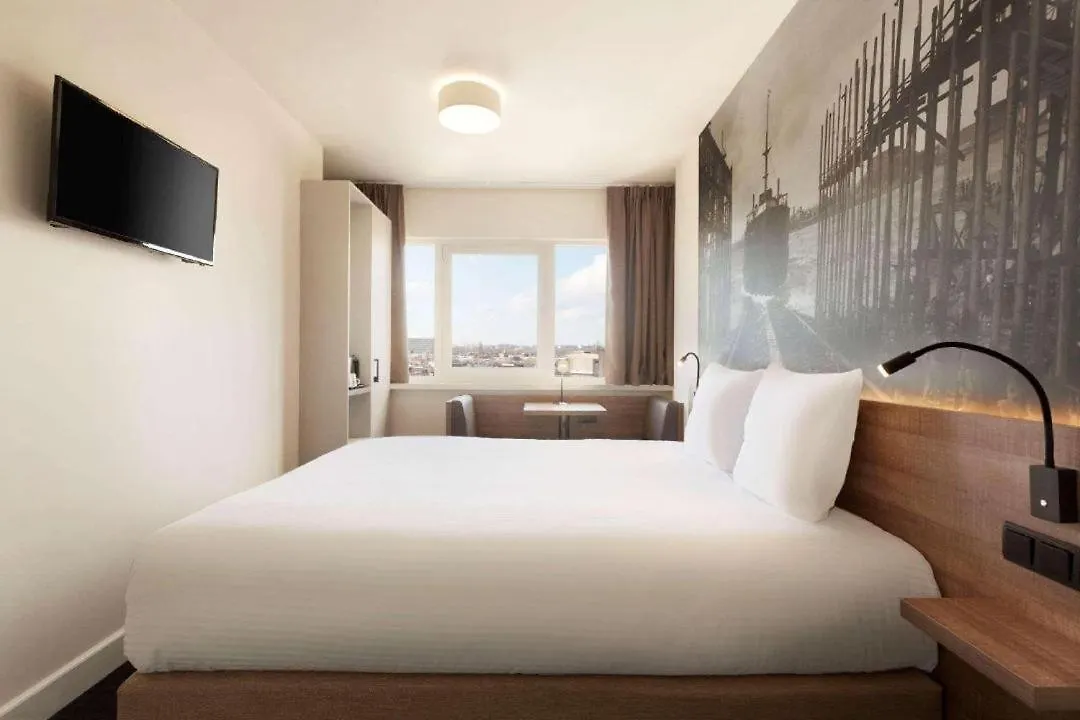 Rotterdam Teleport Hotel 3*,  Netherlands